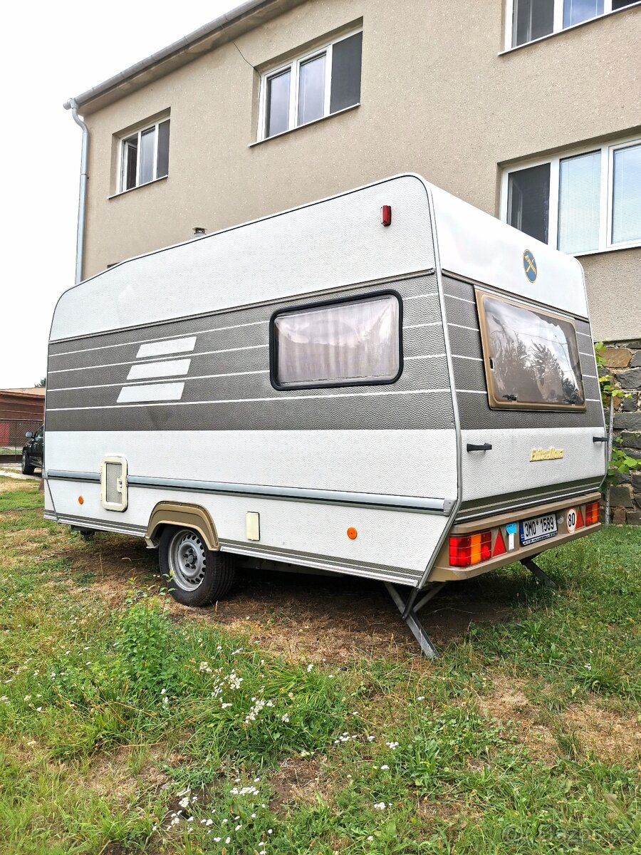 Hymer Eriba Nova 391 palandy a predstan - 4