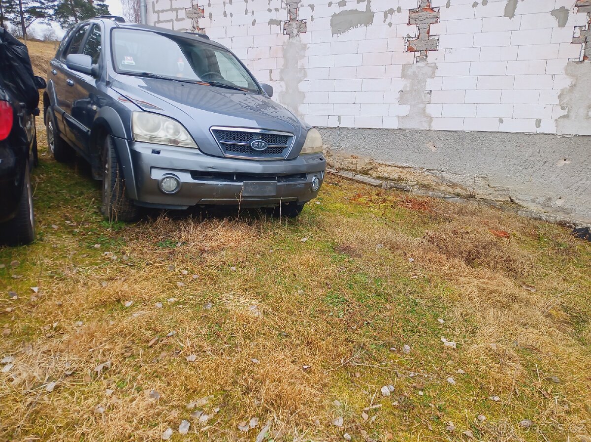 Kia Sorento - 4