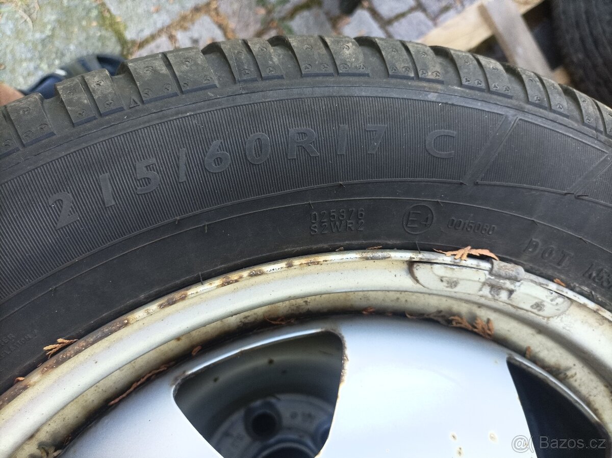VW T5 kola 5x120 17" - 4