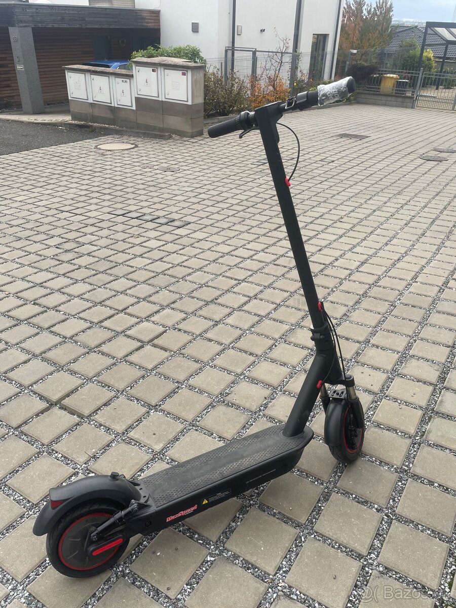 Elektrokoloběžka Vega Max Speed ES15 XM-H - 4