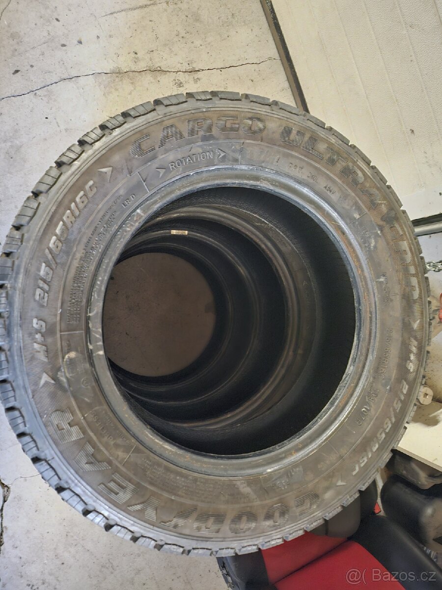 Pneu 215 65 R16C - 4