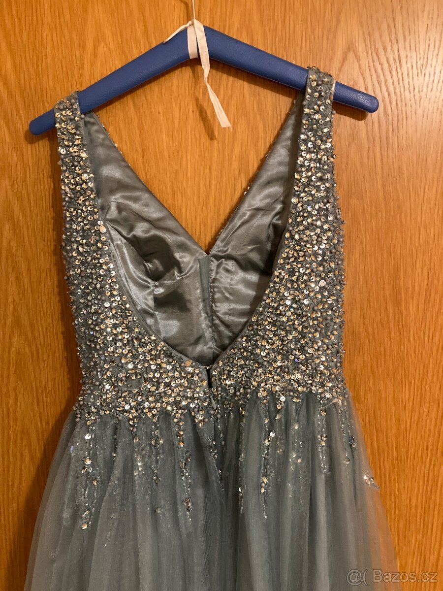 Maturitní, plesové šaty - 4