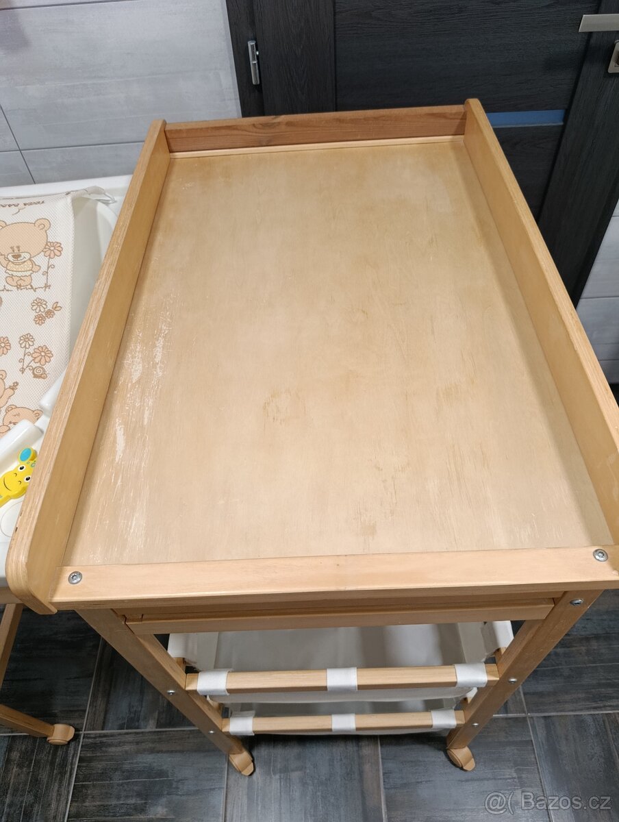 Přebalovací pult s vaničkou - 4