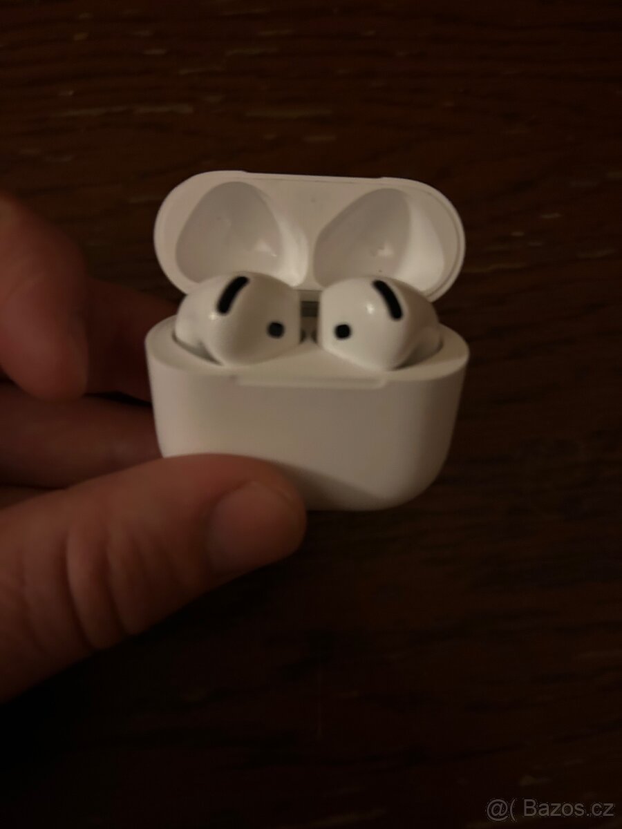 Sluchátka Apple AirPods 4 - 4