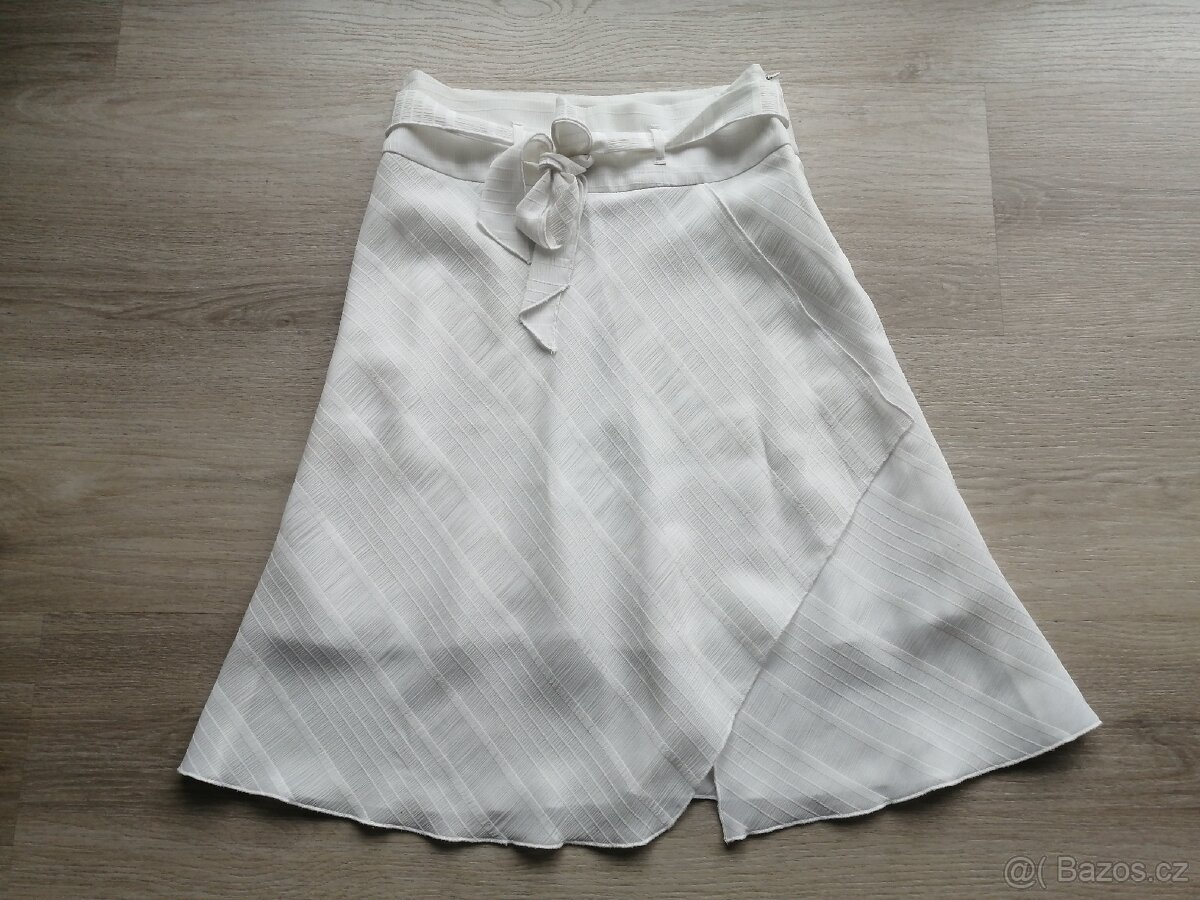 DÁMSKÉ ( DÍVČÍ) OBLEČENÍ - 4