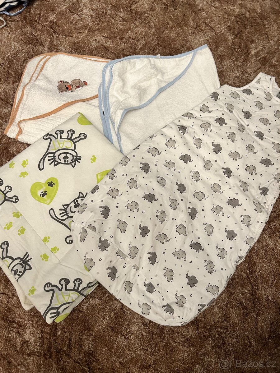 Mix oblečení (140 ks) kluk 0-12 měsíců - 4