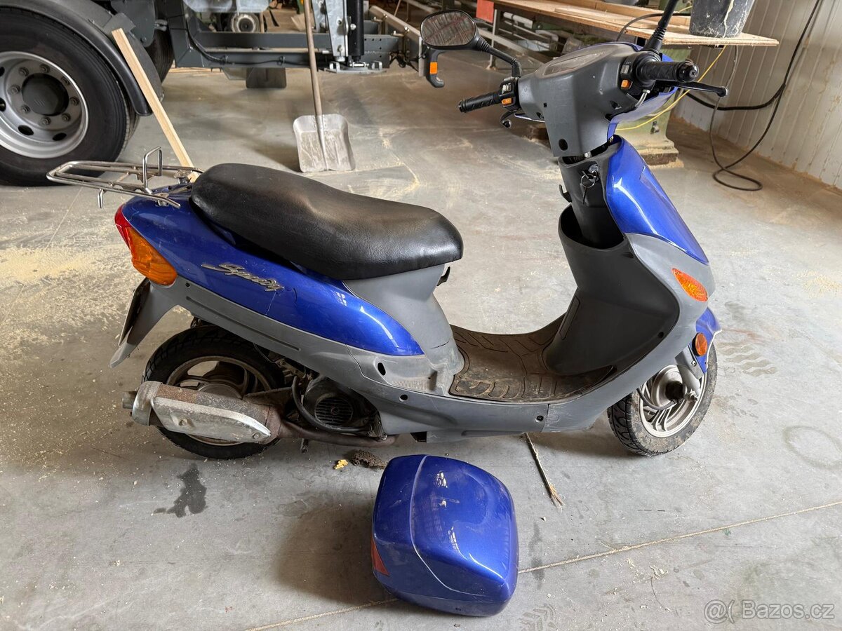 Skútr yuki - 4
