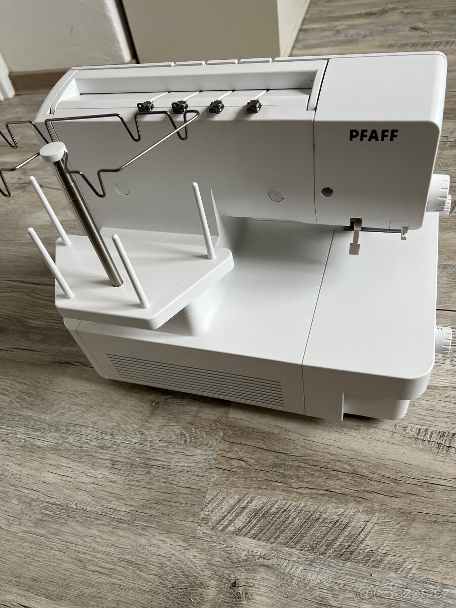 Overlock Pfaff, ještě v záruce - 4