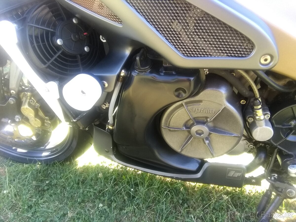 Prodám Aprilia Tuono RSV 1000 - 4