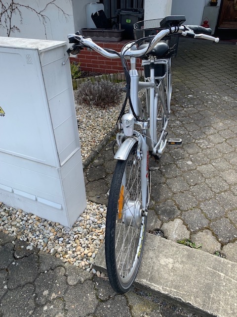 Prodám el. městské kolo, pánské, 4freetime, motor 250W - 4