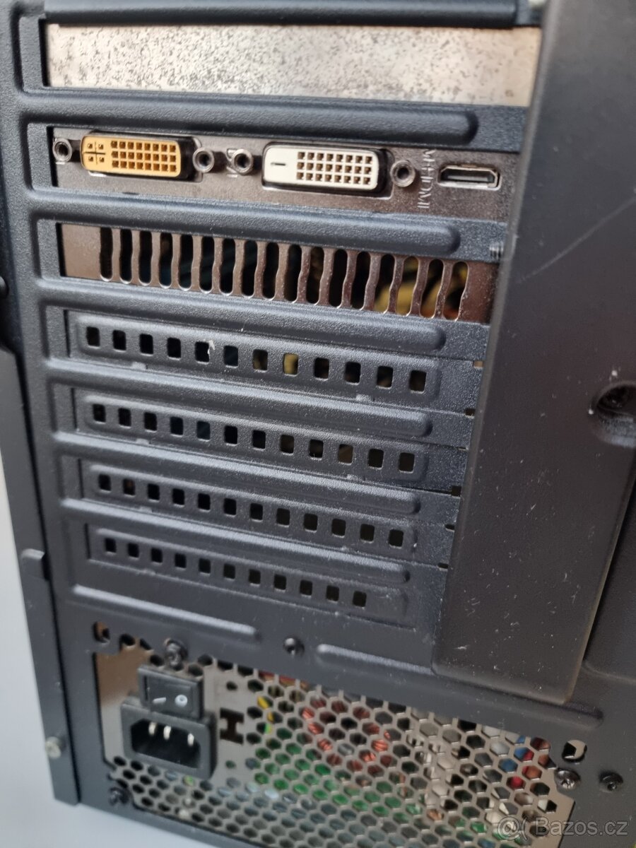 Stolní PC - 4