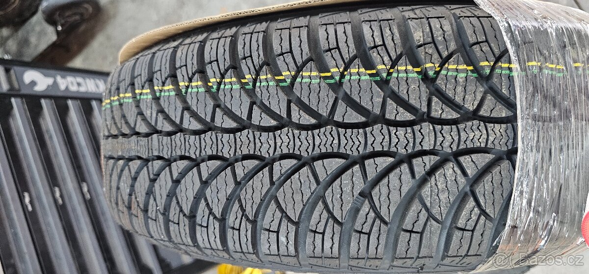 Zimni sada nove 4x100 Dacia / Renault 185/65/15 - 4