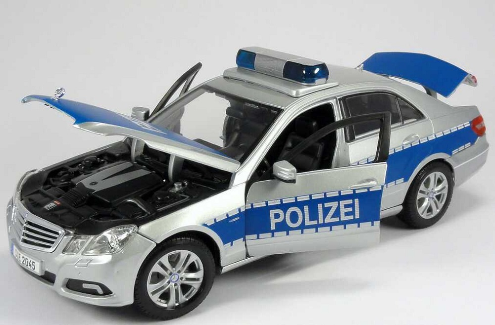 Model 1:18 Mercedes E-Class W212 1:18 2010 Polizei - 4