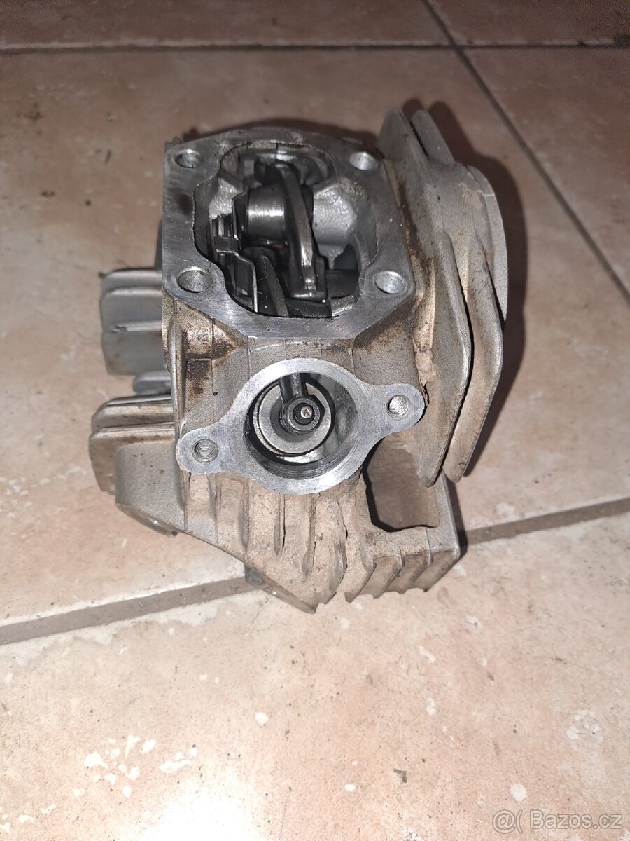 Pitbike YX 140 hlava - 4