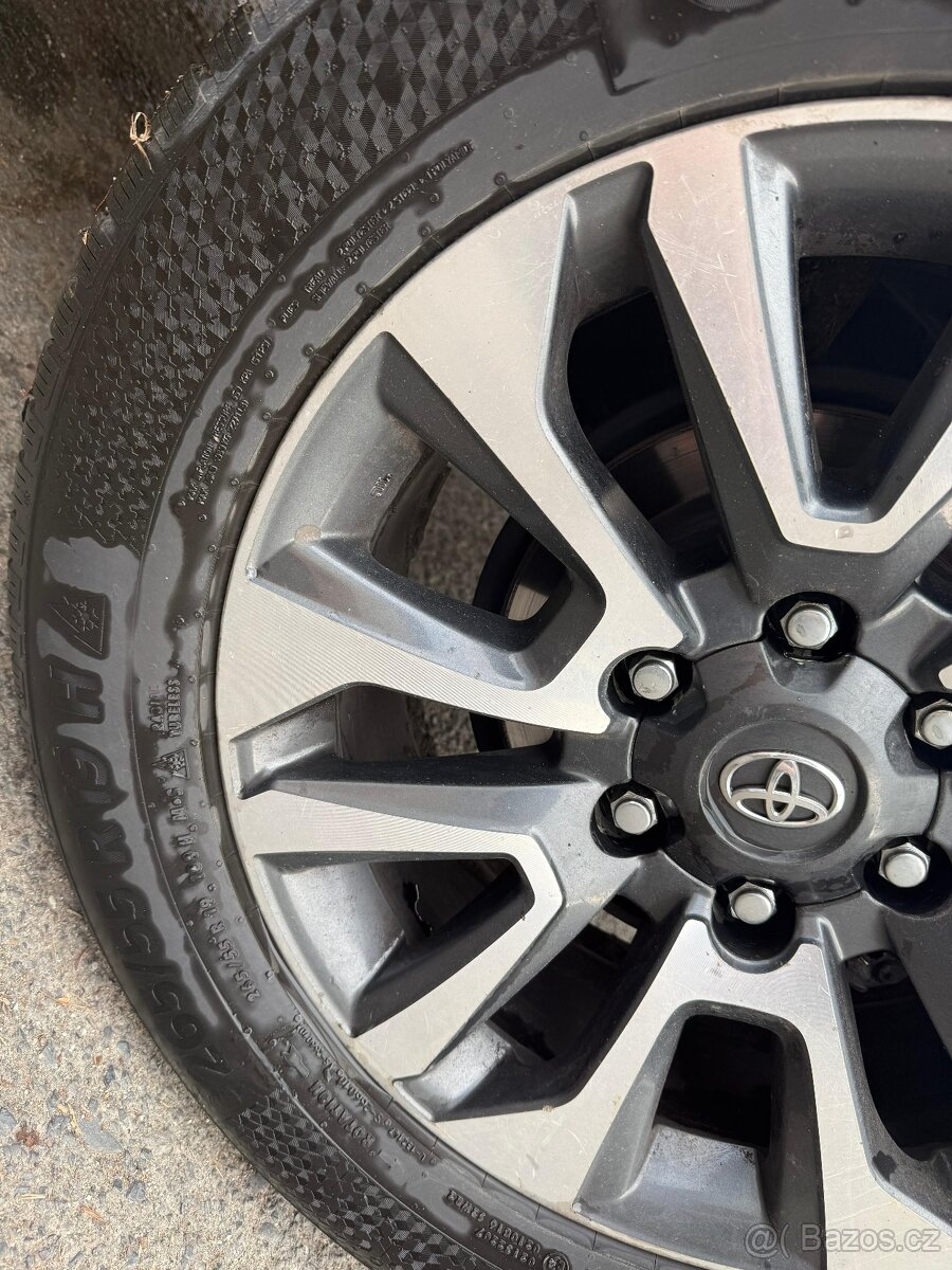 Toyota Land Crusier 2,8D-4D - 4