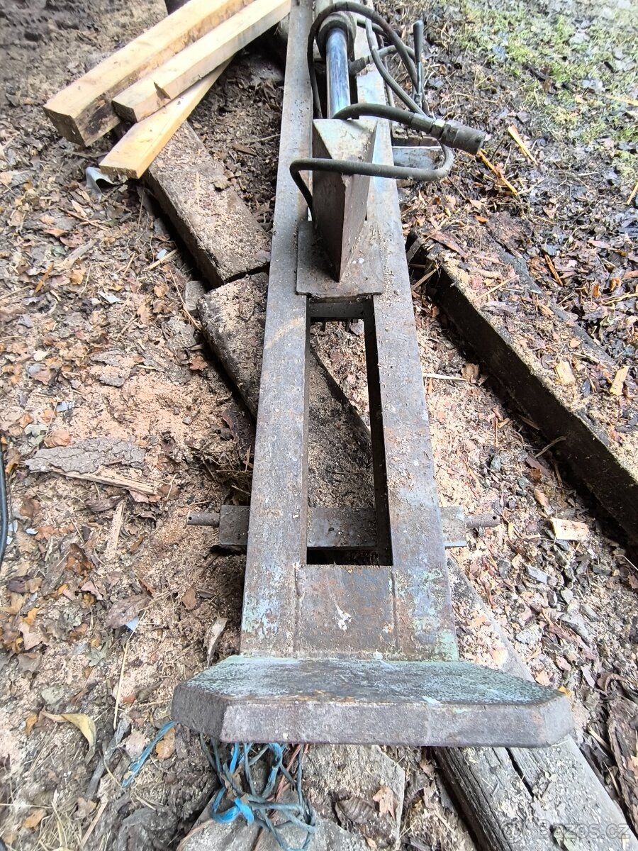 Štípač na dřevo - 4