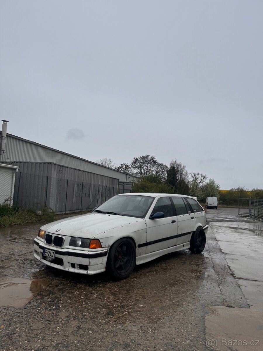 Bmw e36 drift 328i - 4