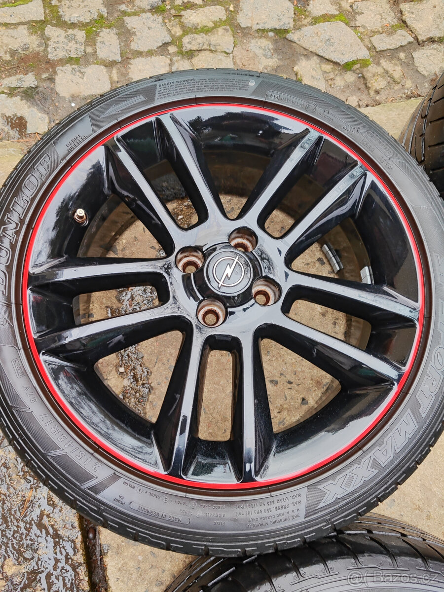 Letní sada Opel Adam Corsa 4x100 r17 Dunlop 215/45/17 - 4