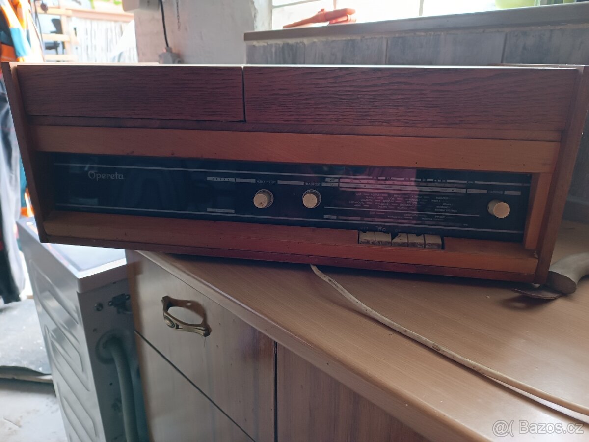 Rádio TESLA 1021 A - 4