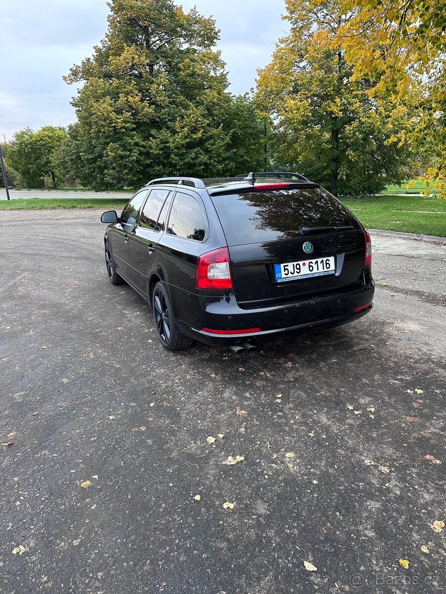 Škoda Octavia 2 RS FL Combi - 4