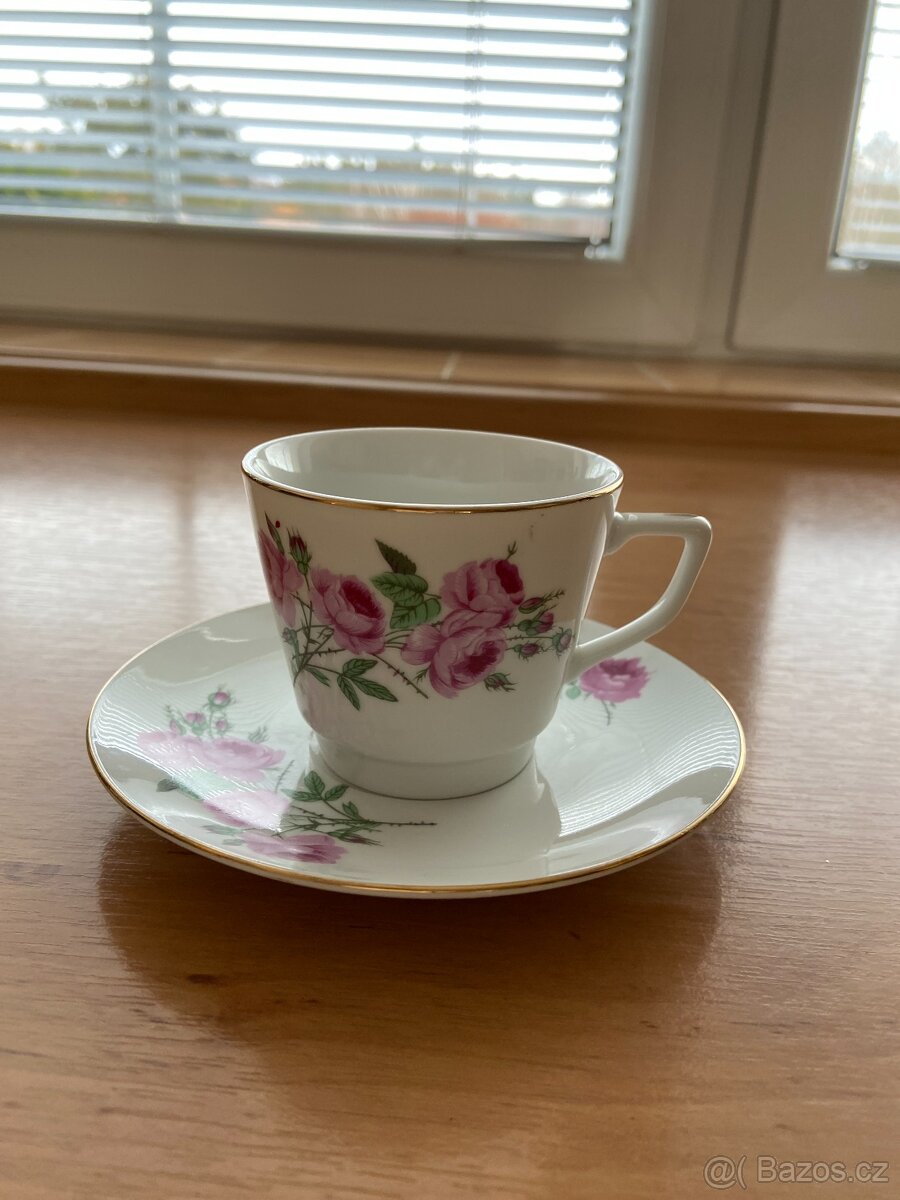 SADA KRÁSNÝCH 6 NOVÝCH KÁVOVÝCH HRNÍČKÚ S PODŠÁLKY - 4