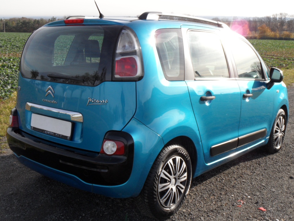 Citroen C3 Picasso 1.4 VTi,70kw,zak. v ČR,naj,96000km - 4