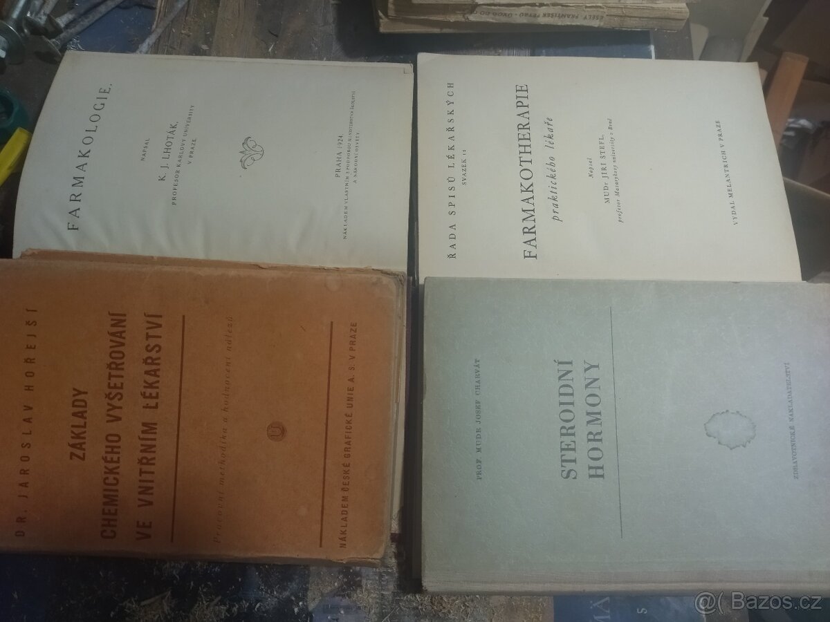 Daruji lékařské knihy - 4