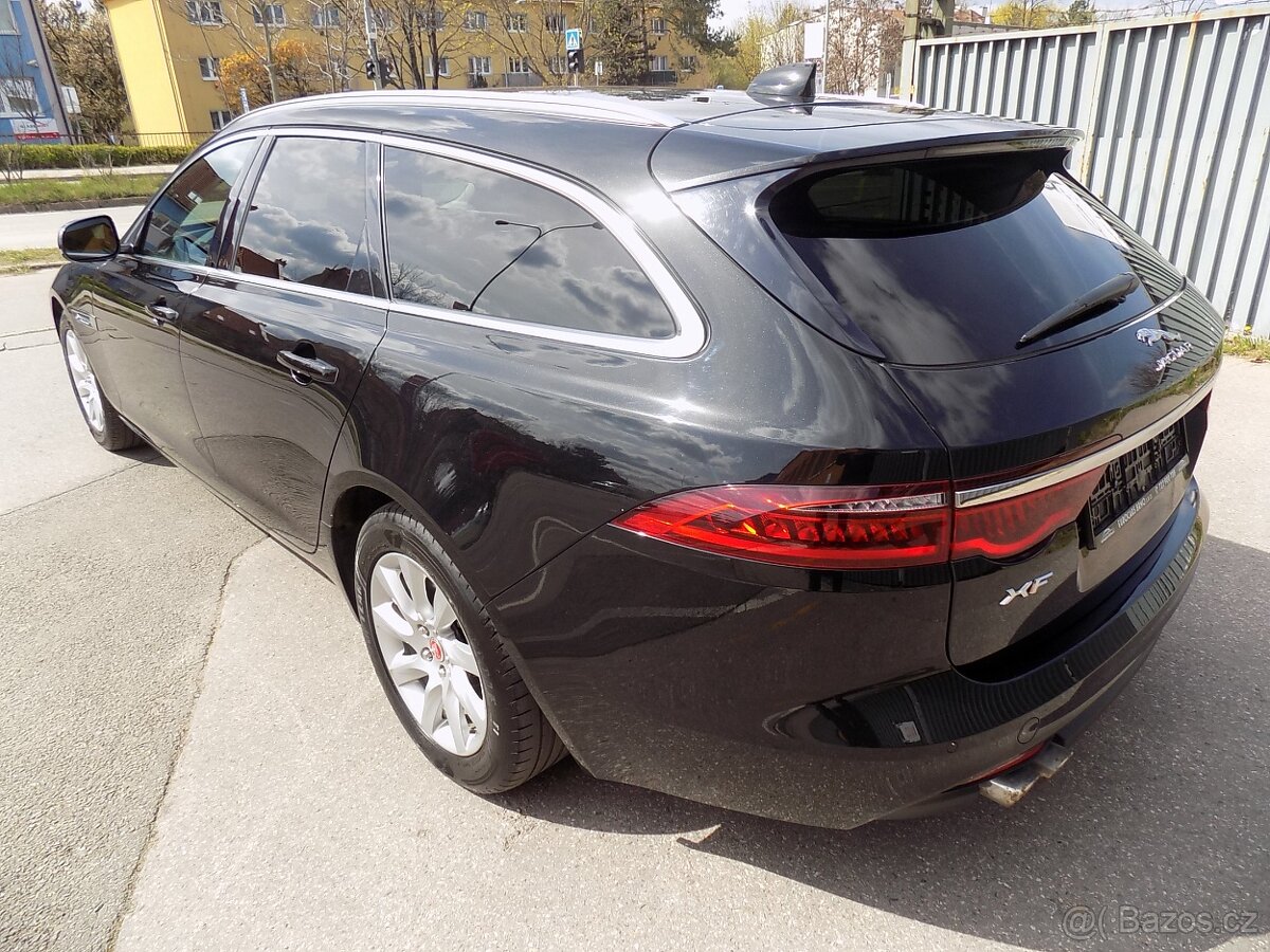 Jaguar XF 2.0D 132 KW KŮŽE TAŽNÉ - 4