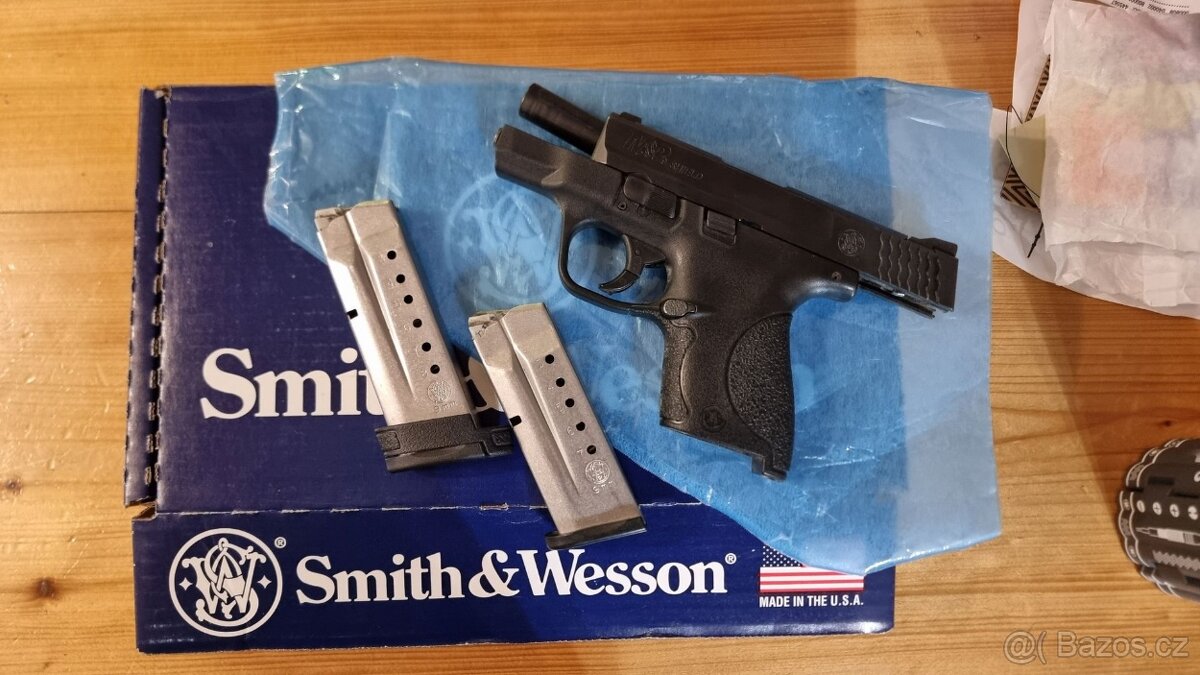 Smith&Wesson MP9 první verze - 4