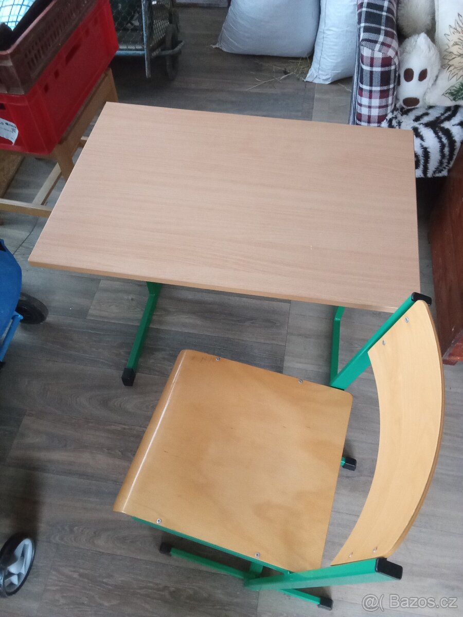 Dětský stůl a židle - 4