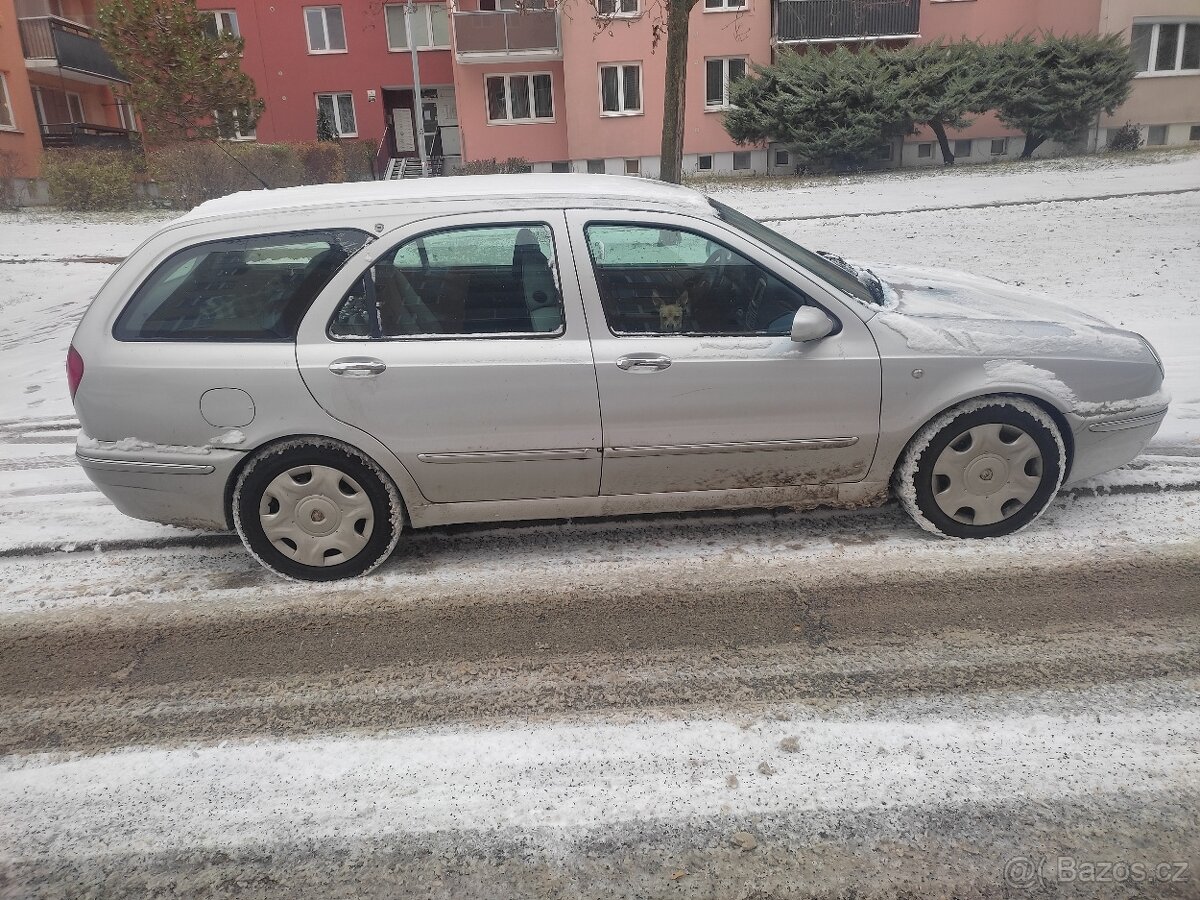 Lancia lybra 1.9 JTD 85kWLancia lybra - 4