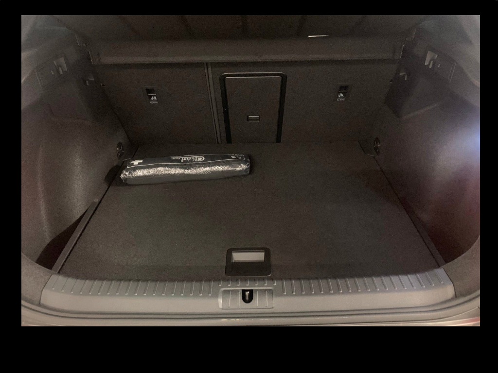 Formentor 1,5eTSi 150PS LED DPH ACC 2PDC 3Klim Výhř AL 10/25 - 4