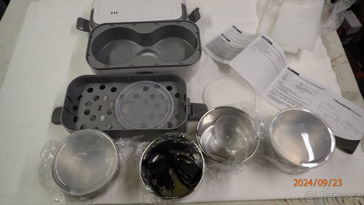 Přenosný ohřívací box čtyři nerez nádoby, obsah 2L - 4