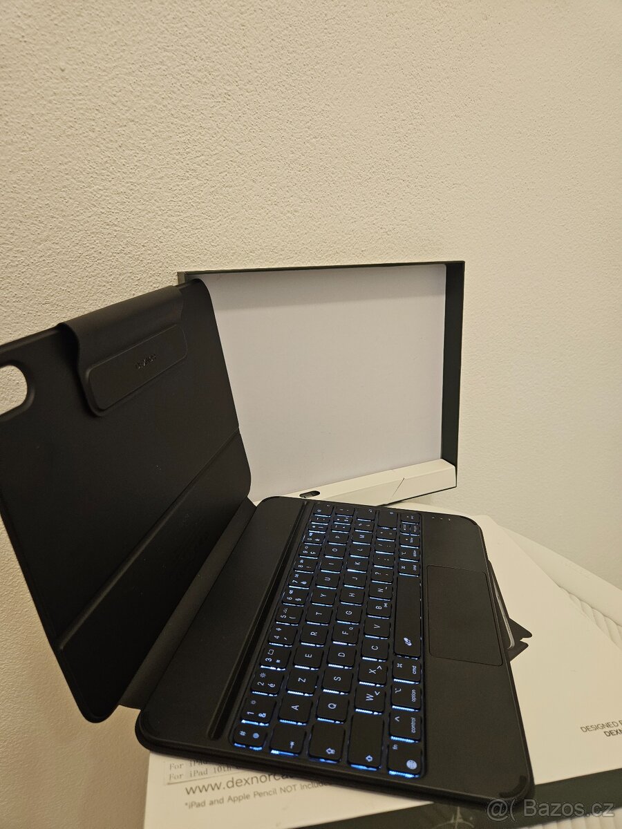 Bluetooth klávesnice iPad 10. a iPad 11. - 4