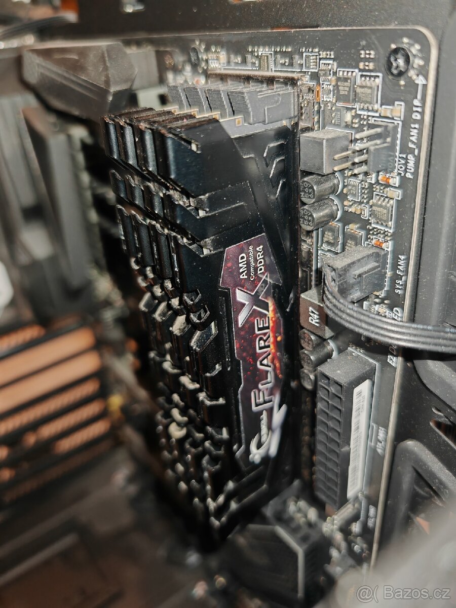 PC komponenty včetně grafiky - 4