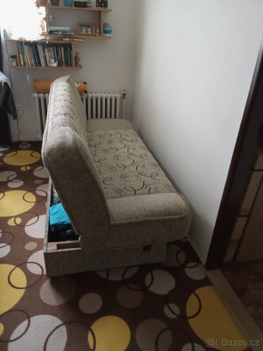 Rozkládací gauč - 4