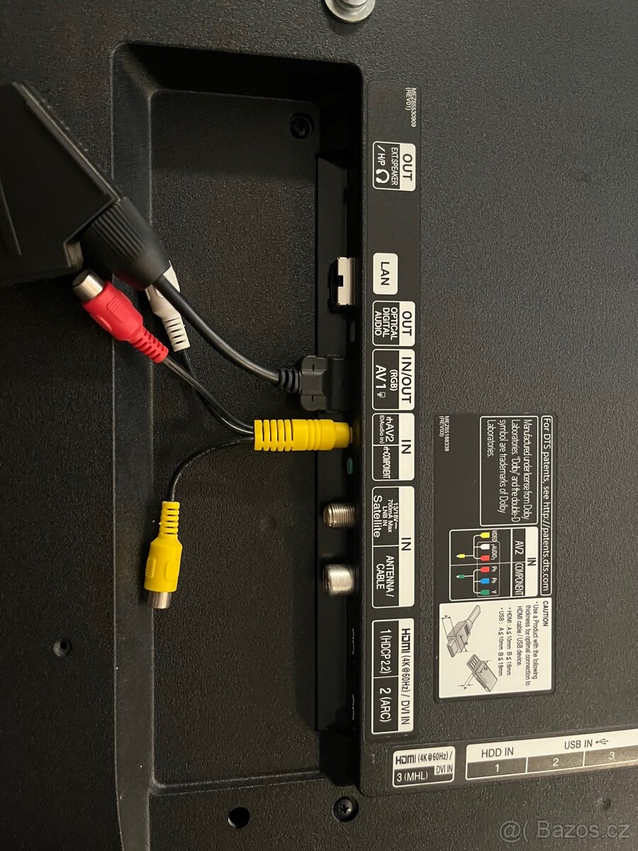 40" LG ULTRA HD 4K TV - 4