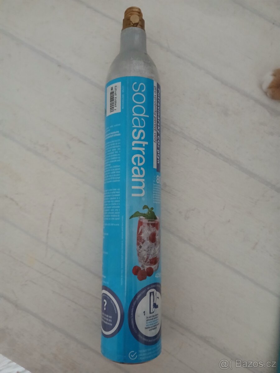 Sodastream + bombička + láhev - 4