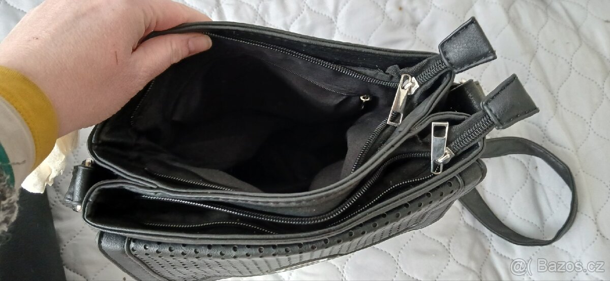 Dámská crossbody kabelka - 4