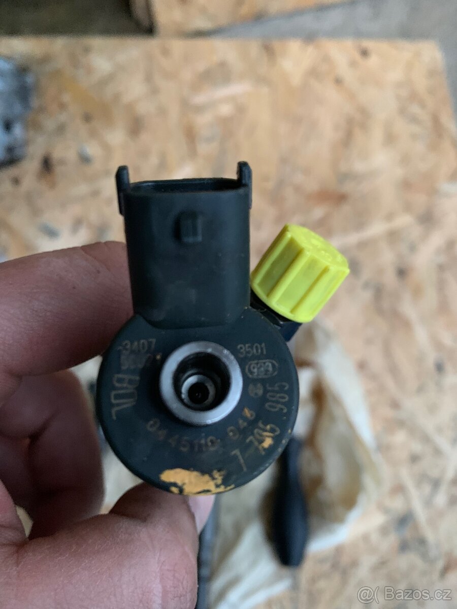 Vstřikovač M57d25 525d E39 - 4