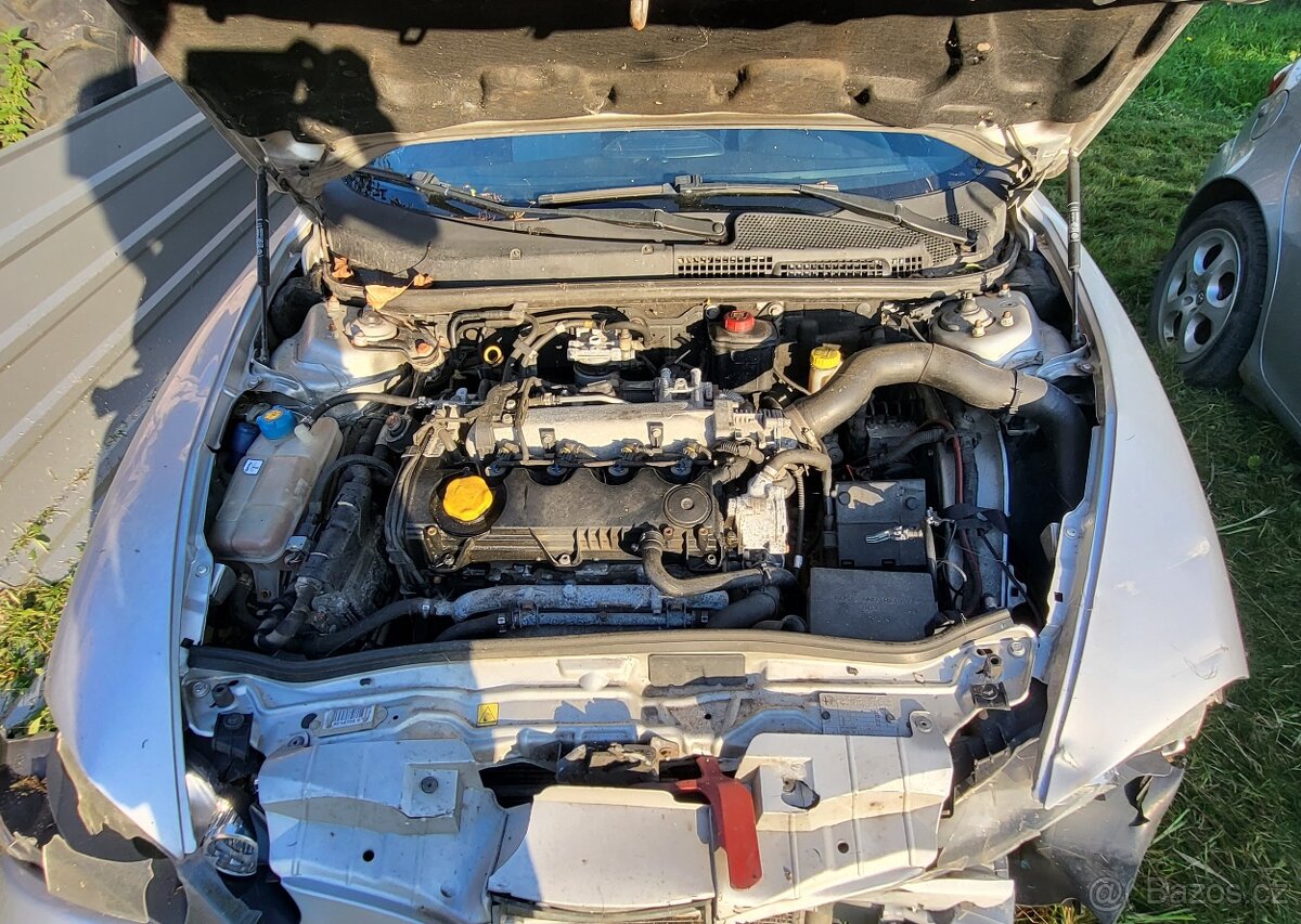 Na díly Alfa Romeo 147 1.9 jtd 88kw - 4