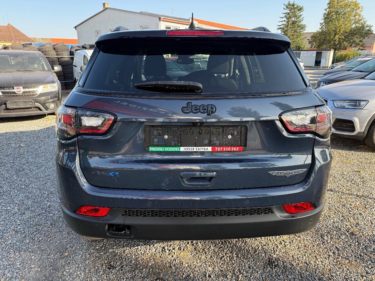 Jeep Compass Trailhawk 4Xe 1.3i PHEV 177 kW Plug-in hybrid - 4