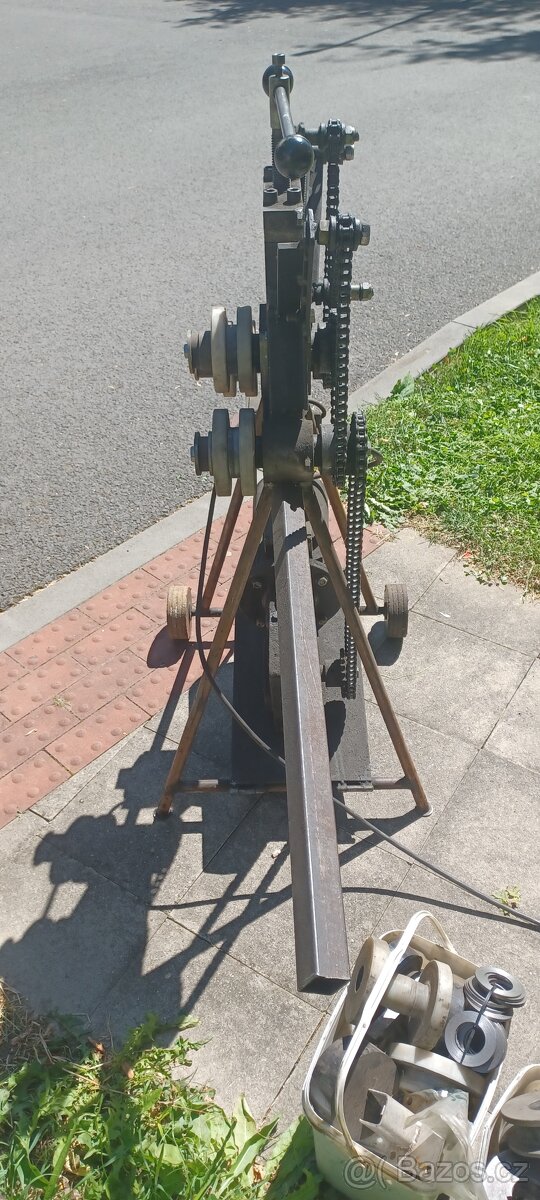 Ohýbačka profilů - 4