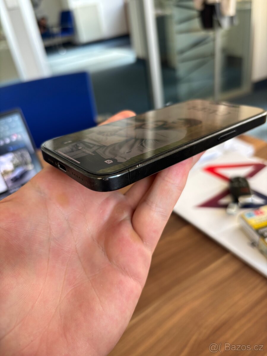 iPhone 15 pro 128 gb - 4