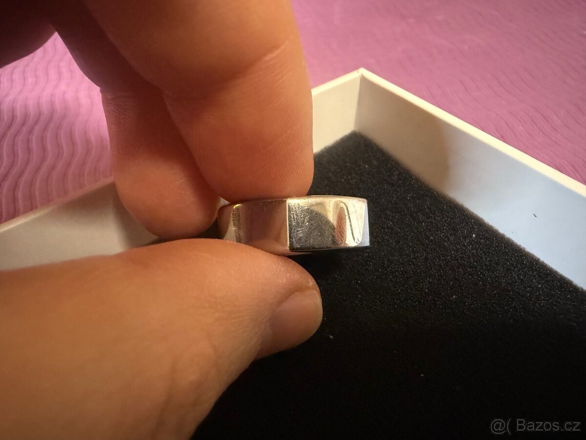 Oura Ring 3. generace – stříbrný, styl Heritage - 4