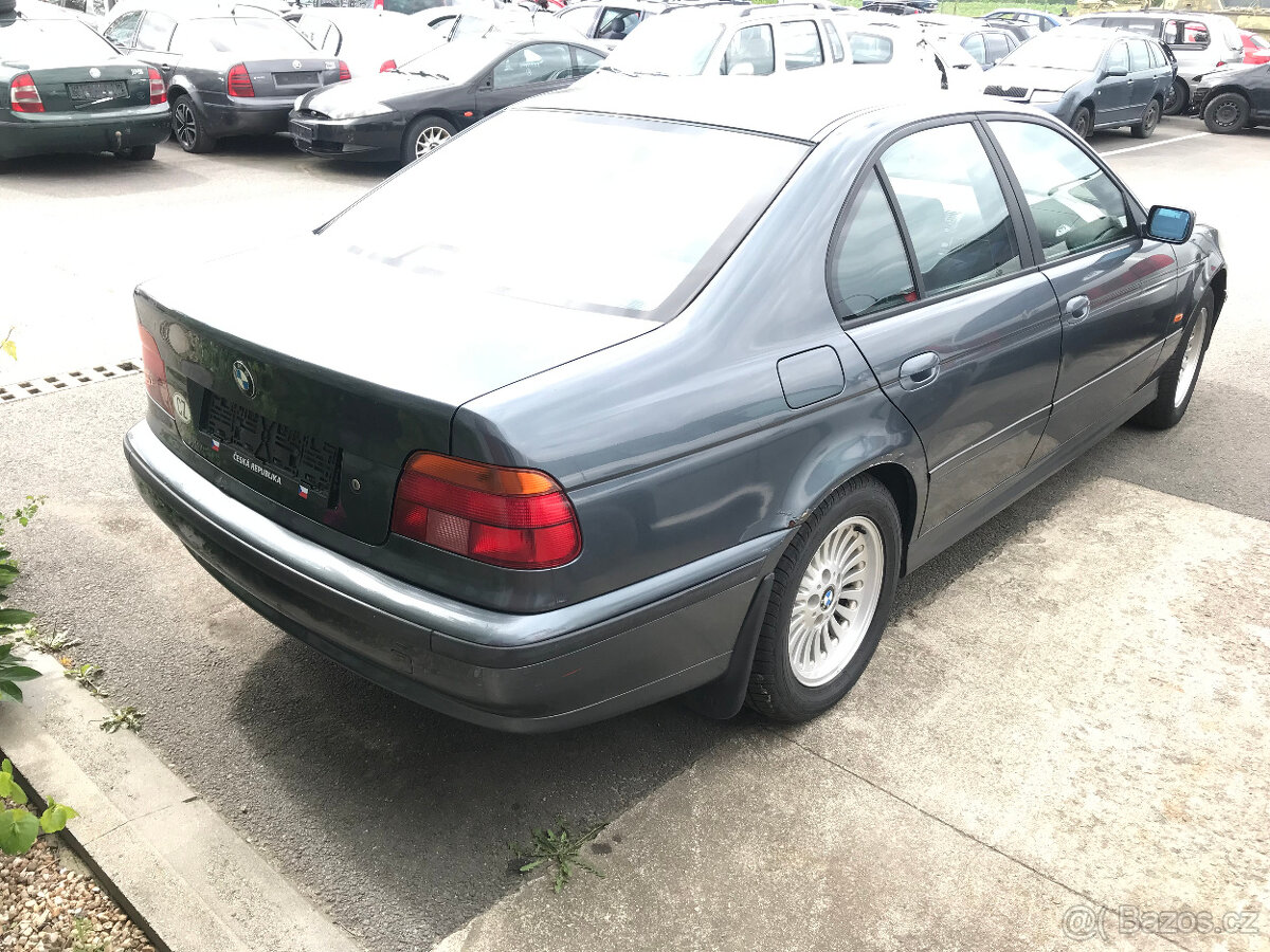 BMW 528i E39 1999 142kW 286S2 - dily, JEZDI - 4