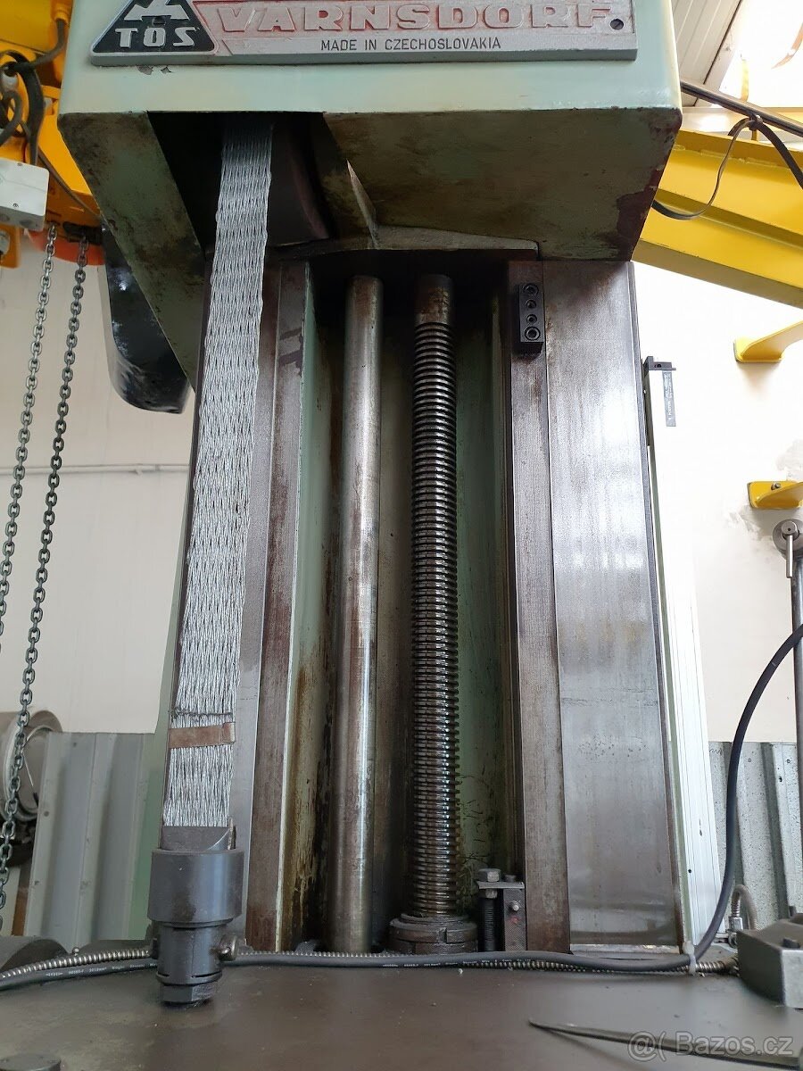 TOS W 9 - vodorovná vyvrtávačka stolová - 4