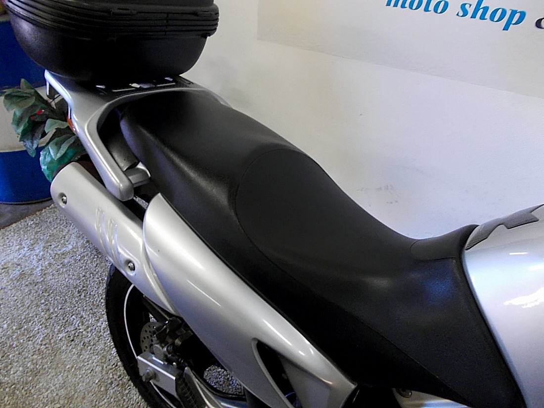 Honda XL 125 Varadero Kufr, 11kW, Nádherný STAV