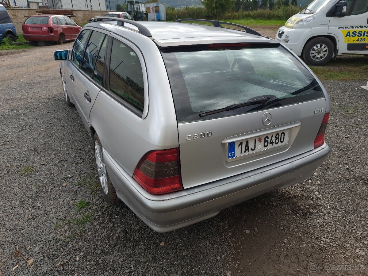 Mercedes C200 CDI T - 4