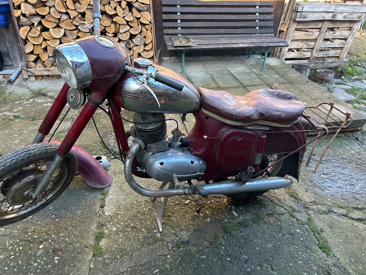 Jawa 250/353 Kyvacka - 4